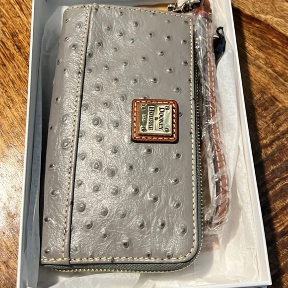 Large Ostrich East West Shopper - Picture 13 of 13